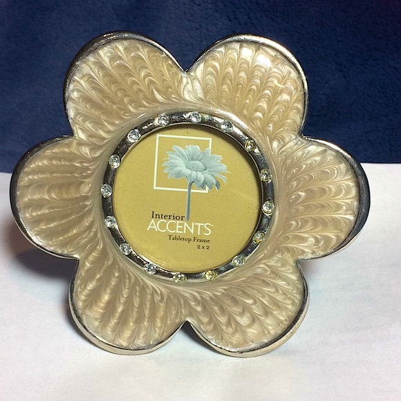 2 small rhinestone tabletop picture frames yellow enamel flower - Picture 2 of 6